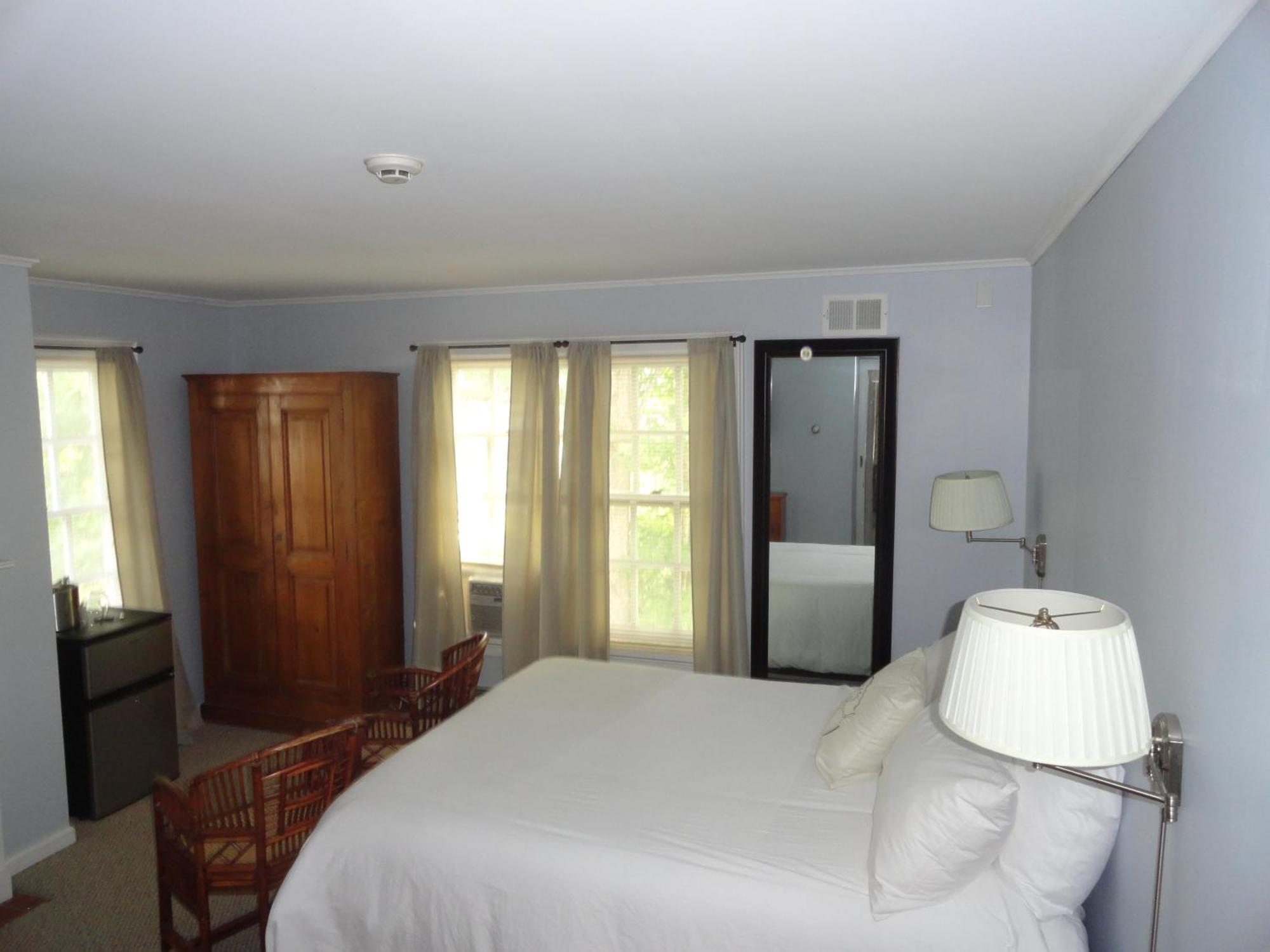 The Bond 1786 Inn (Adults Only) Warrensburg Rum bild