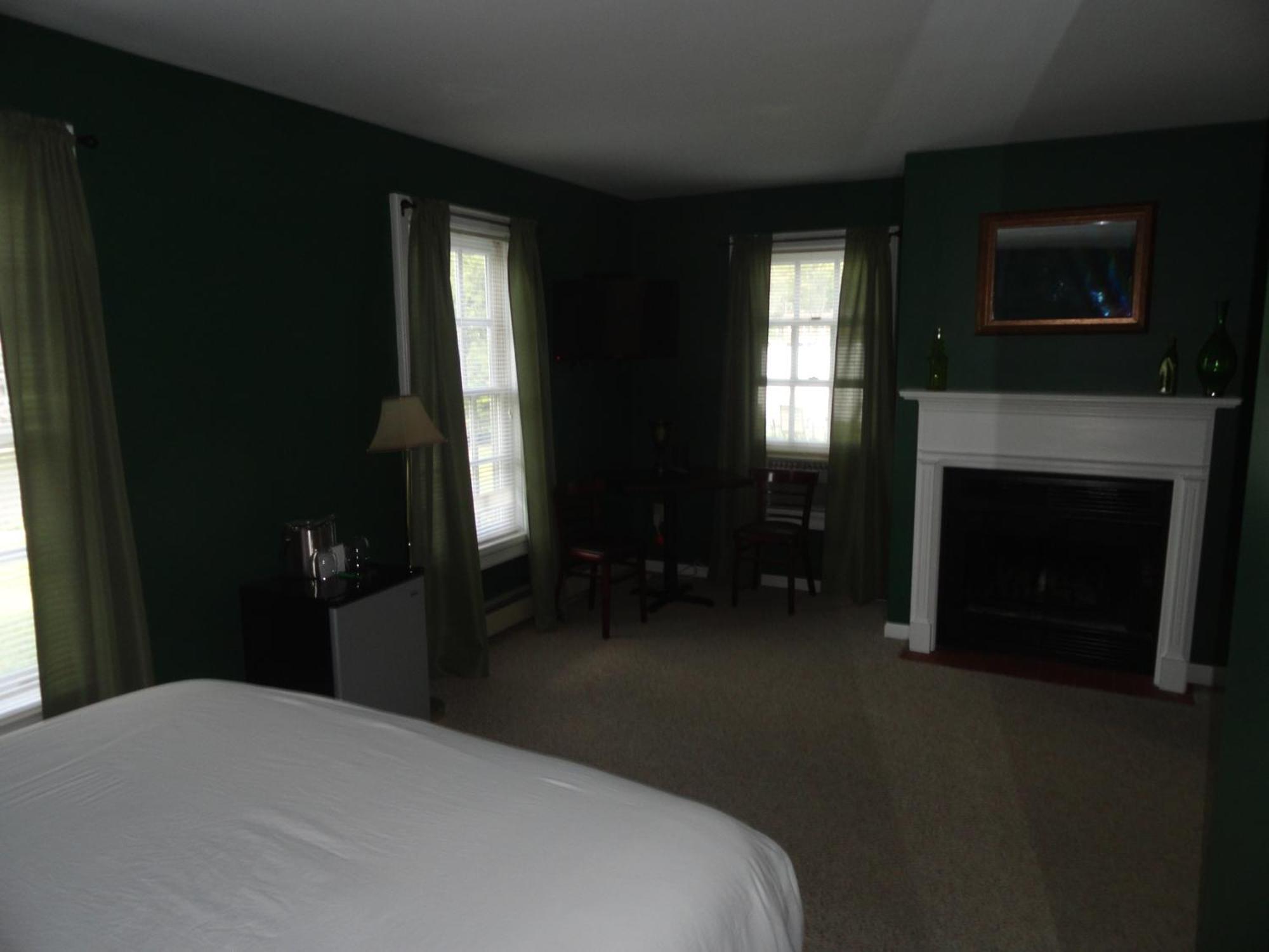 The Bond 1786 Inn (Adults Only) Warrensburg Rum bild