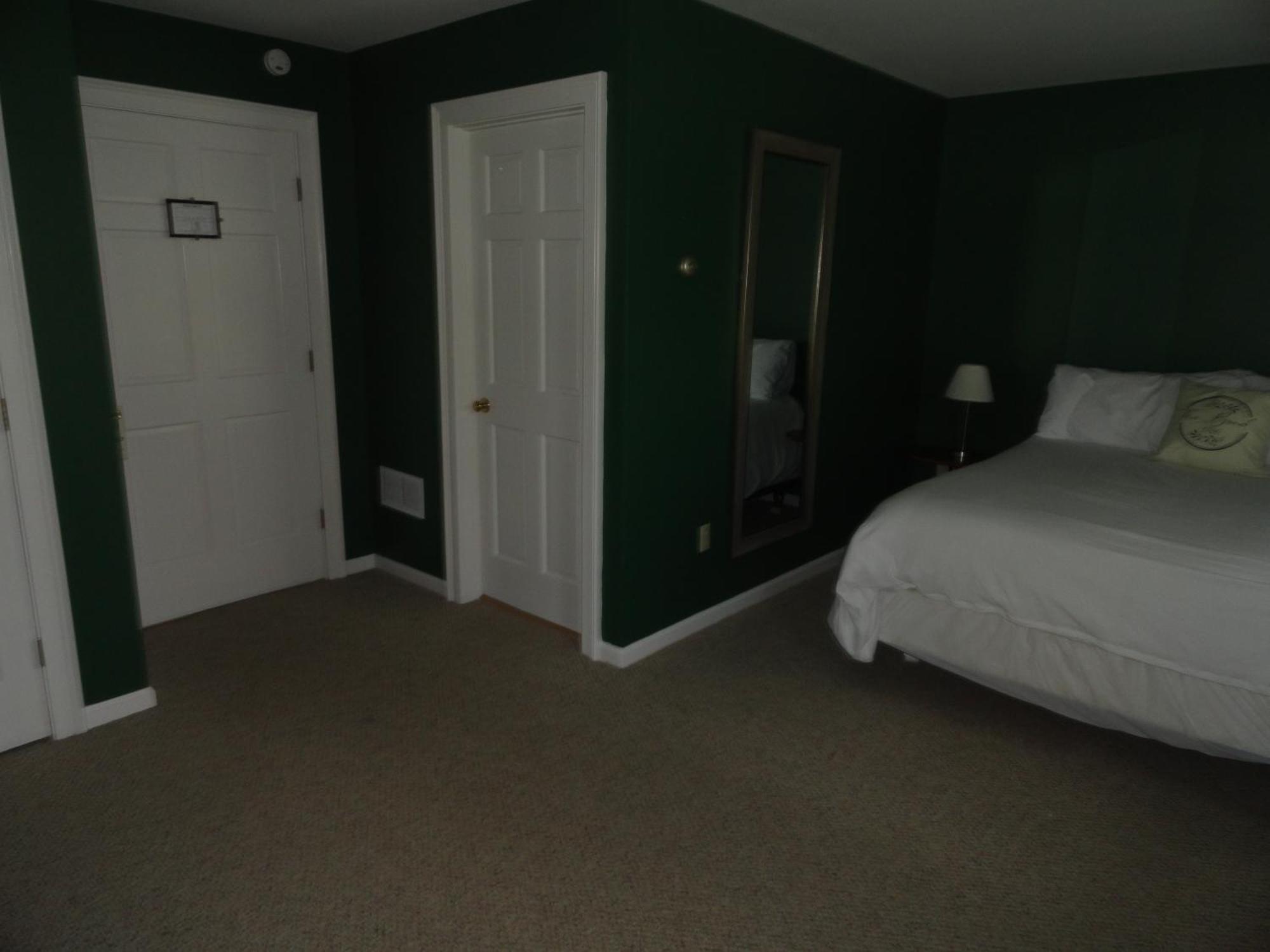 The Bond 1786 Inn (Adults Only) Warrensburg Rum bild